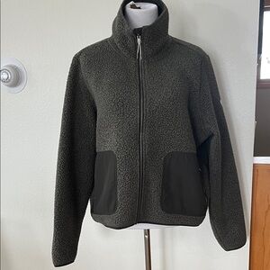 Vuori Green Alpine Sherpa Jacket XL